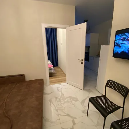 Apartment жк навигатор , евродвушка , куреневка *